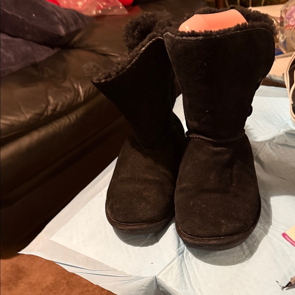 Women's  Bearpaw Black Suede Boots
